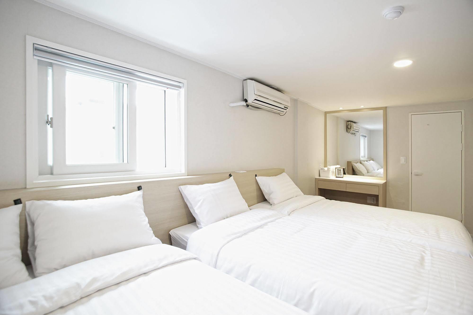 Hotel Sleepy Panda Streamwalk Seoul Jongno Экстерьер фото